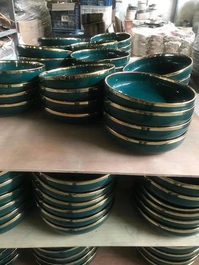 Green Luxurious Porcelain Dinnerware Set